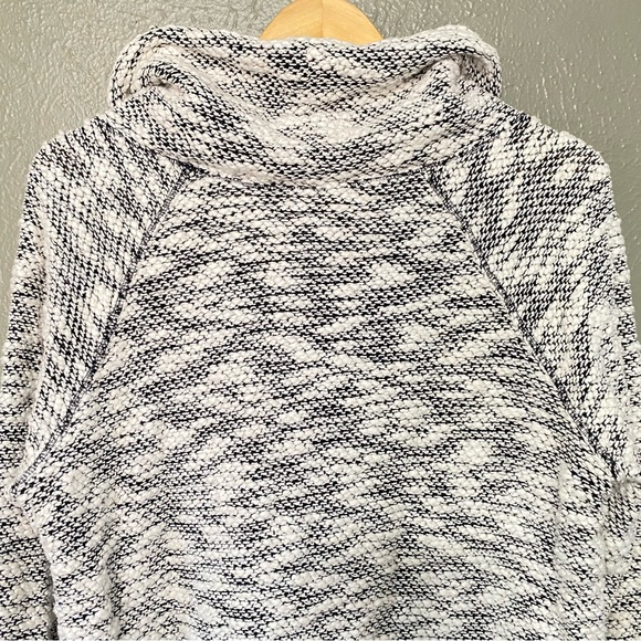 Cotton Cowl Neck knit Sweater - Picture 5 of 7